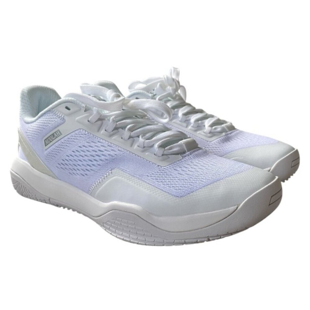 Moolah Neovolt Low women's size 9 white lace-up basketball sneakers footwear
